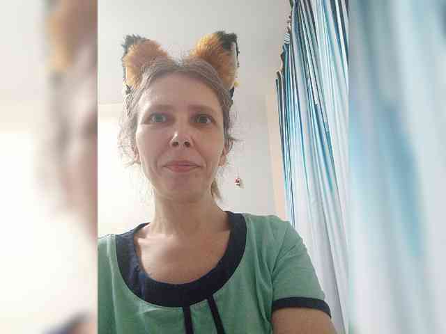 -Queen-Margo- webcam