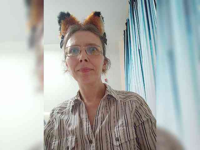 -Queen-Margo- webcam