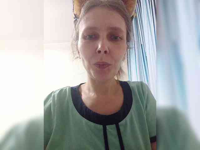 -Queen-Margo- webcam