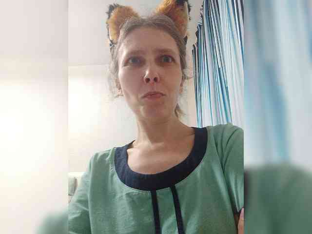 -Queen-Margo- webcam