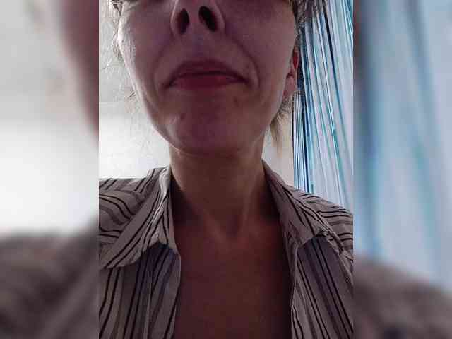 -Queen-Margo- webcam