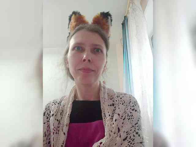 -Queen-Margo- webcam