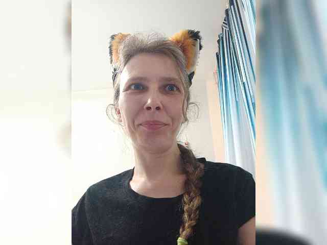 -Queen-Margo- webcam