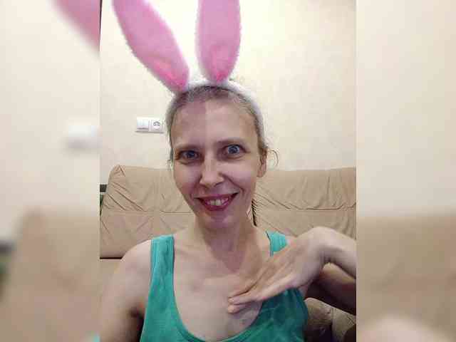 -Queen-Margo- webcam