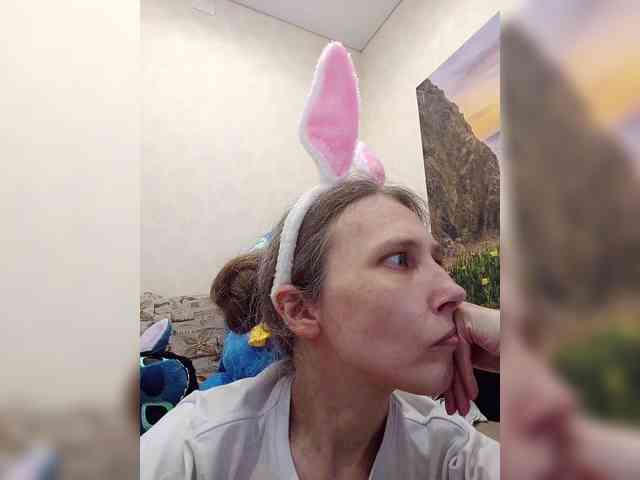 -Queen-Margo- webcam