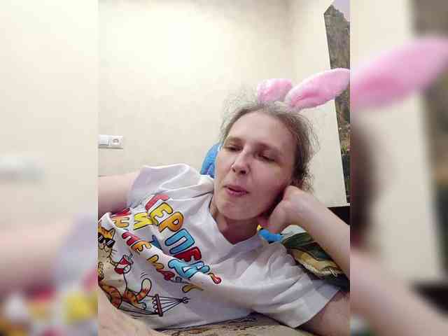 -Queen-Margo- webcam