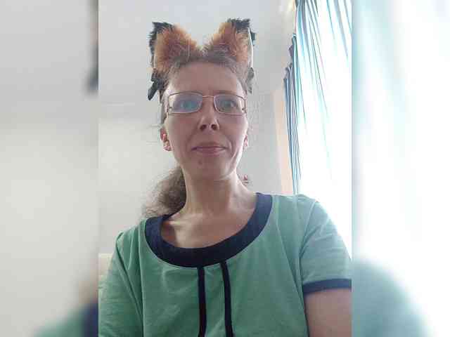 -Queen-Margo- webcam