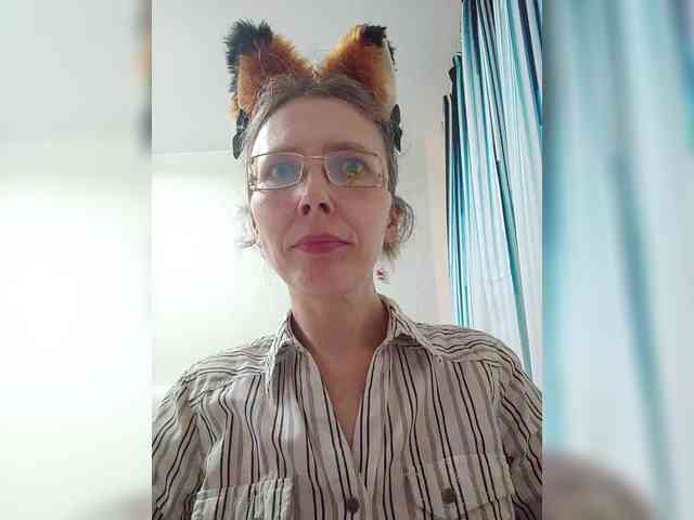 -Queen-Margo- webcam