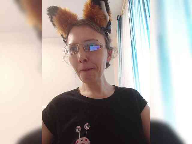 -Queen-Margo- webcam