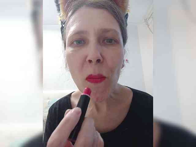 -Queen-Margo- webcam