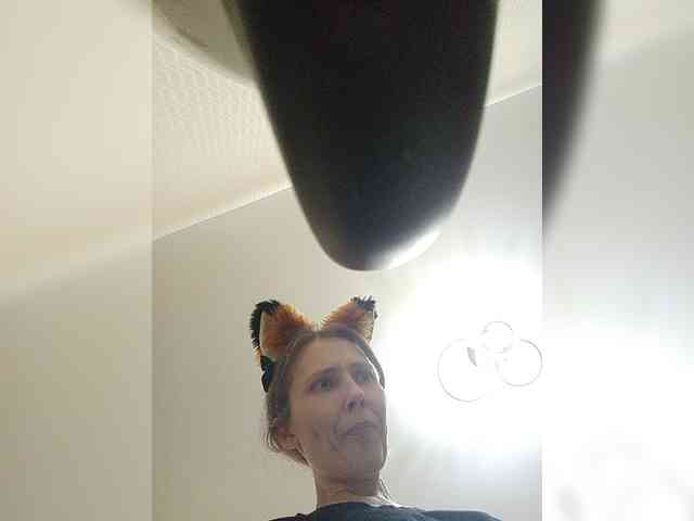 -Queen-Margo- webcam