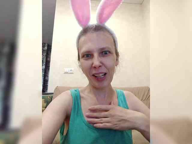 -Queen-Margo- webcam