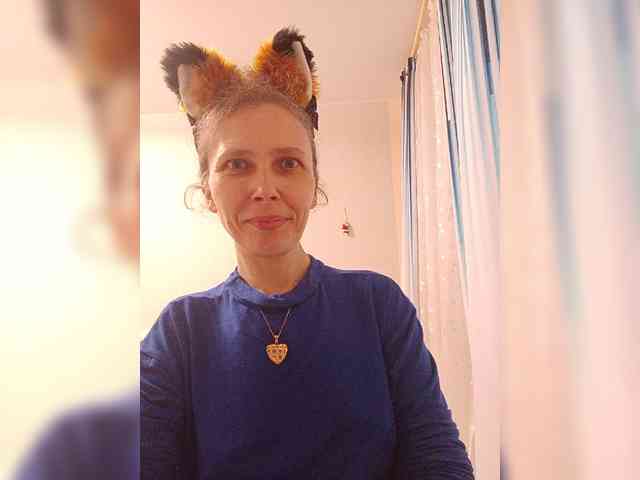 -Queen-Margo- webcam