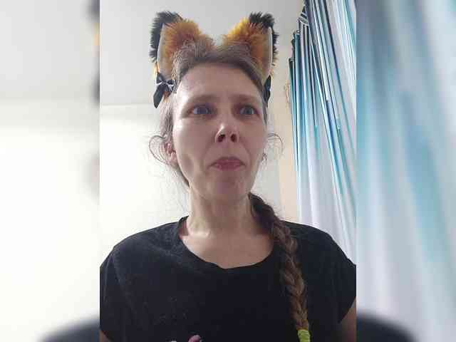 -Queen-Margo- webcam