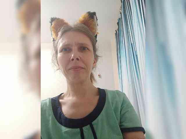 -Queen-Margo- webcam