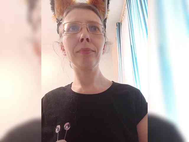 -Queen-Margo- webcam