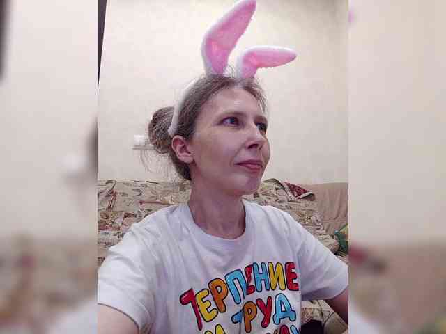 -Queen-Margo- webcam