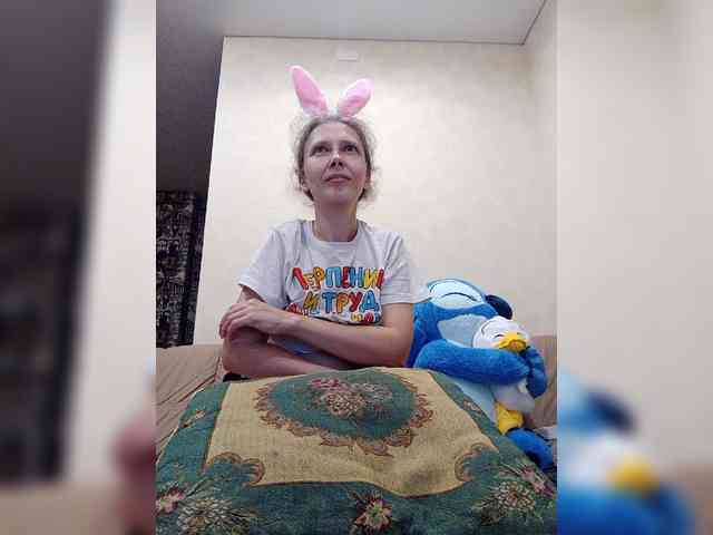 -Queen-Margo- webcam