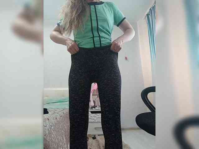-Queen-Margo- webcam