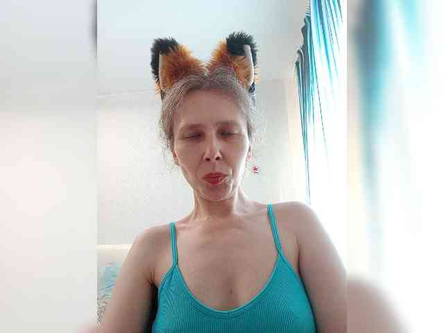 -Queen-Margo- webcam