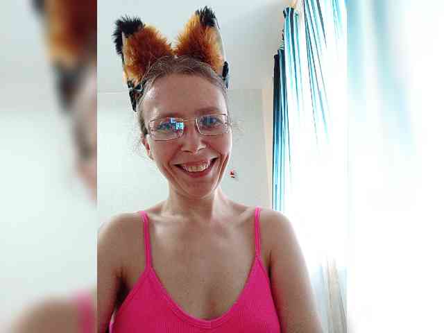 -Queen-Margo- webcam
