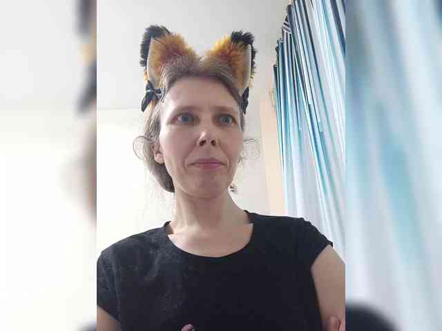 -Queen-Margo- webcam