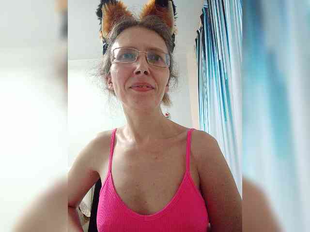 -Queen-Margo- webcam