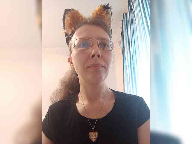 -Queen-Margo- webcam