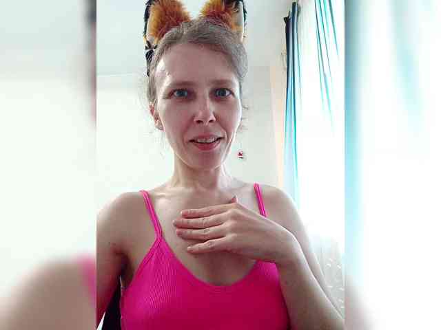 -Queen-Margo- webcam