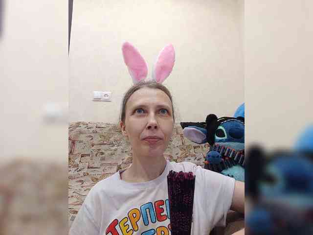-Queen-Margo- webcam