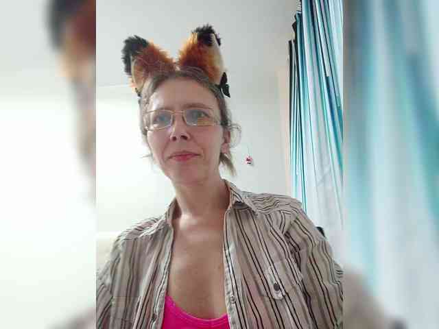 -Queen-Margo- webcam