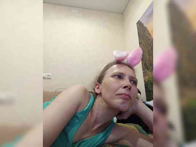 -Queen-Margo- webcam