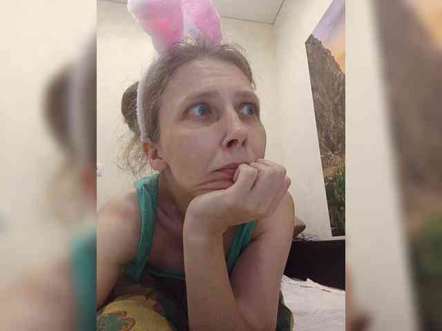 -Queen-Margo- webcam
