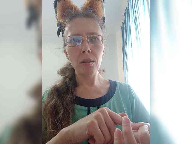 -Queen-Margo- webcam