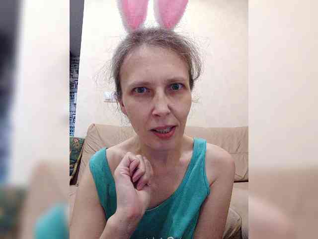 -Queen-Margo- webcam