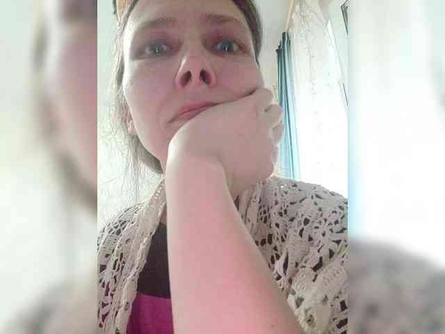 -Queen-Margo- webcam