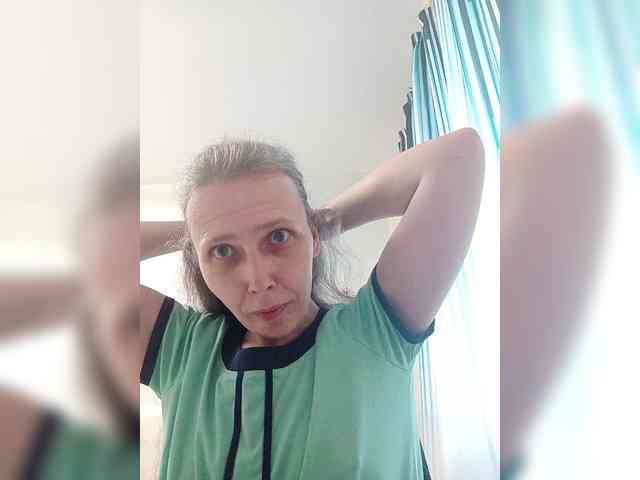 -Queen-Margo- webcam