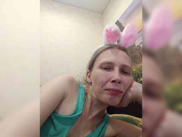 -Queen-Margo- webcam