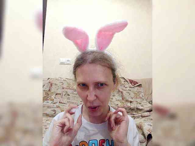 -Queen-Margo- webcam