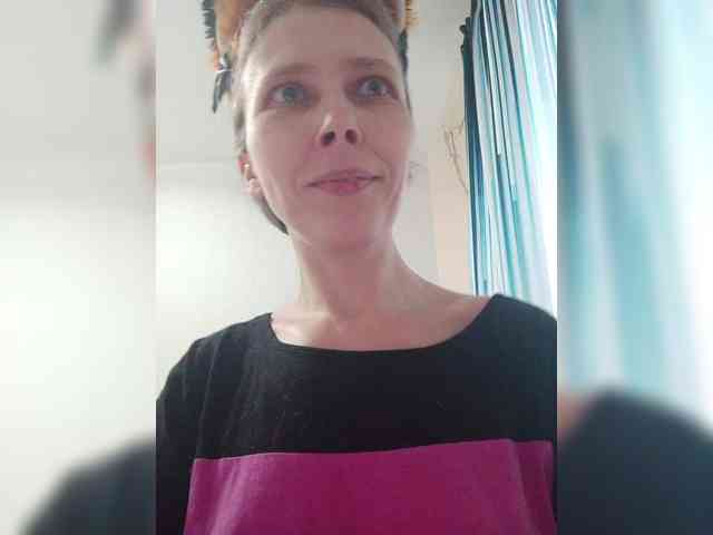 -Queen-Margo- webcam