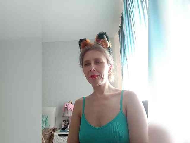 -Queen-Margo- webcam