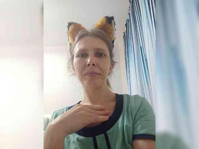 -Queen-Margo- webcam