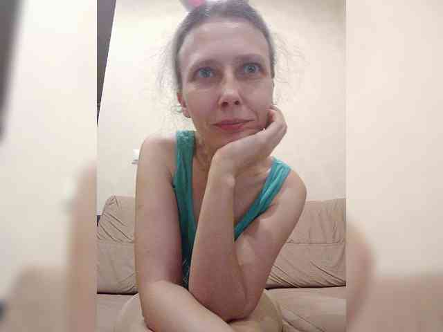 -Queen-Margo- webcam