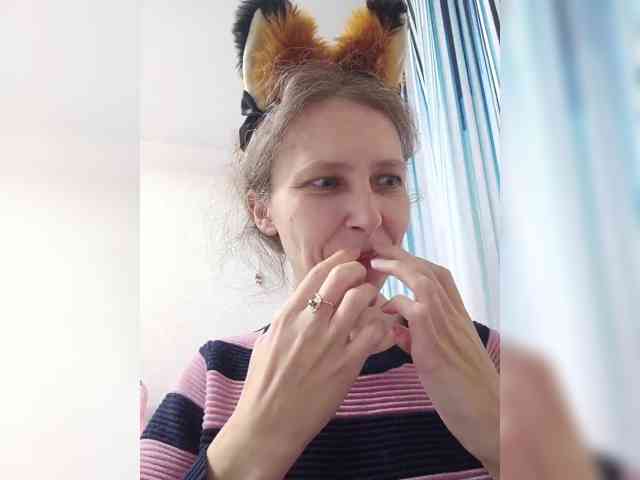 -Queen-Margo- webcam