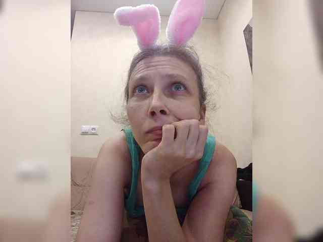 -Queen-Margo- webcam