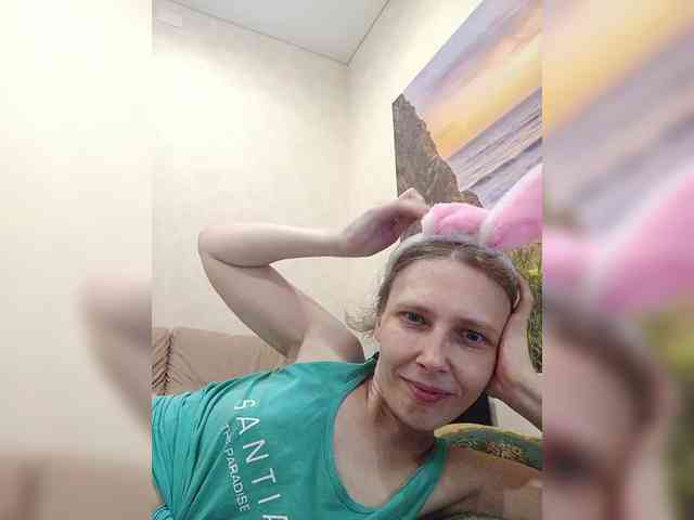-Queen-Margo- webcam