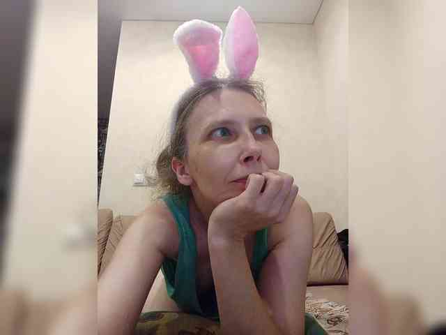 -Queen-Margo- webcam