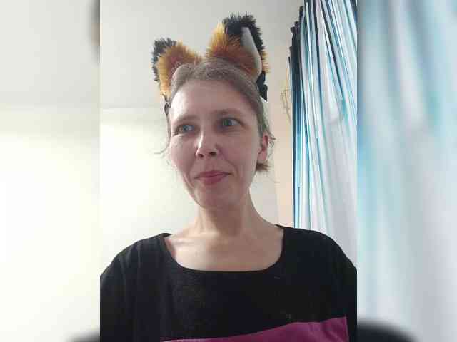 -Queen-Margo- webcam