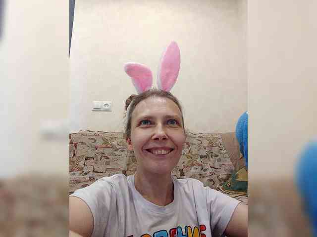 -Queen-Margo- webcam