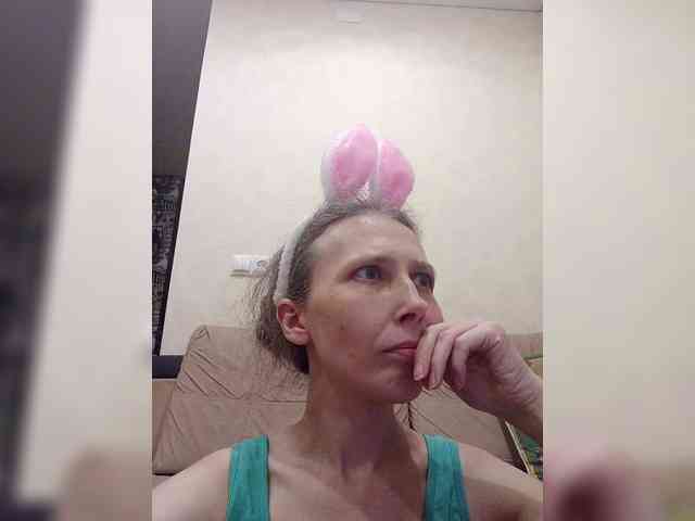 -Queen-Margo- webcam